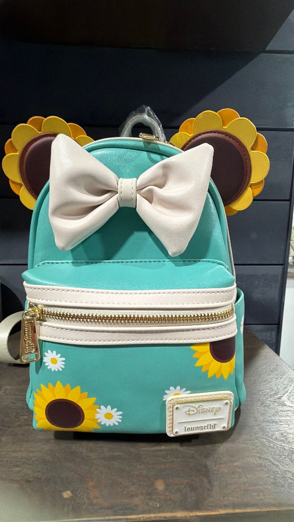 Sunflower Minnie backpack NWT