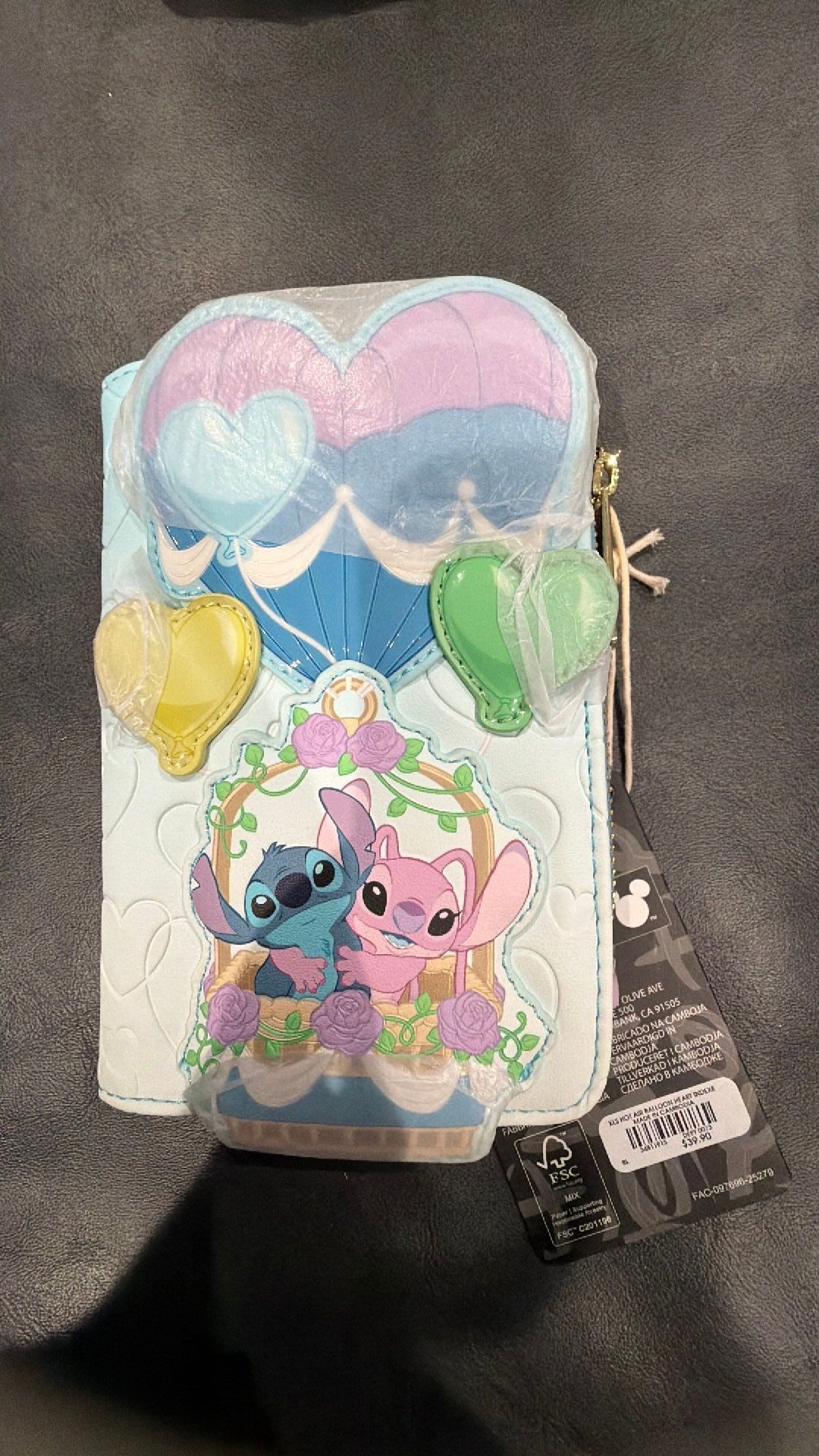 Stitch air ballon wallet NWT