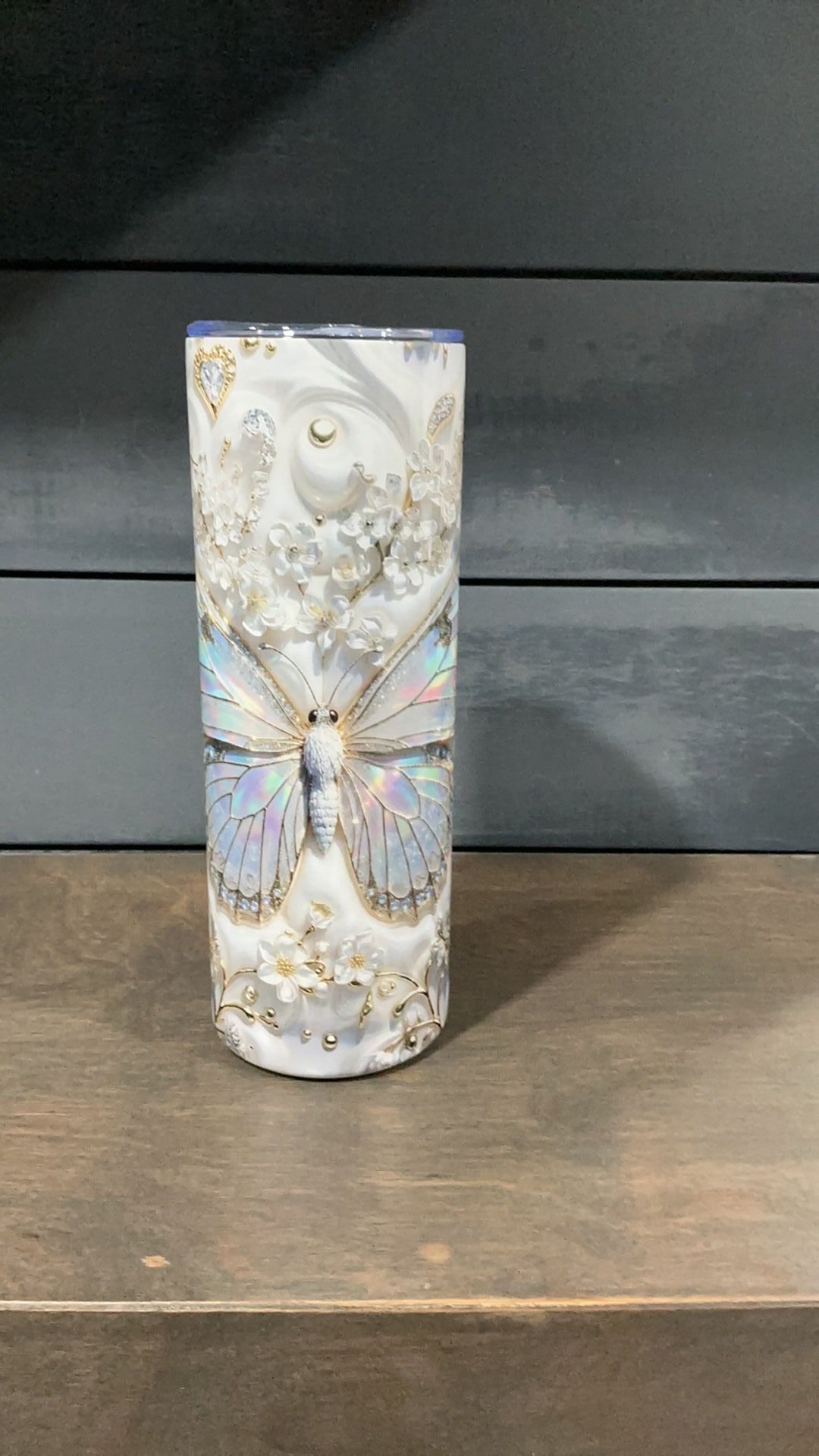 Butterfly tumbler
