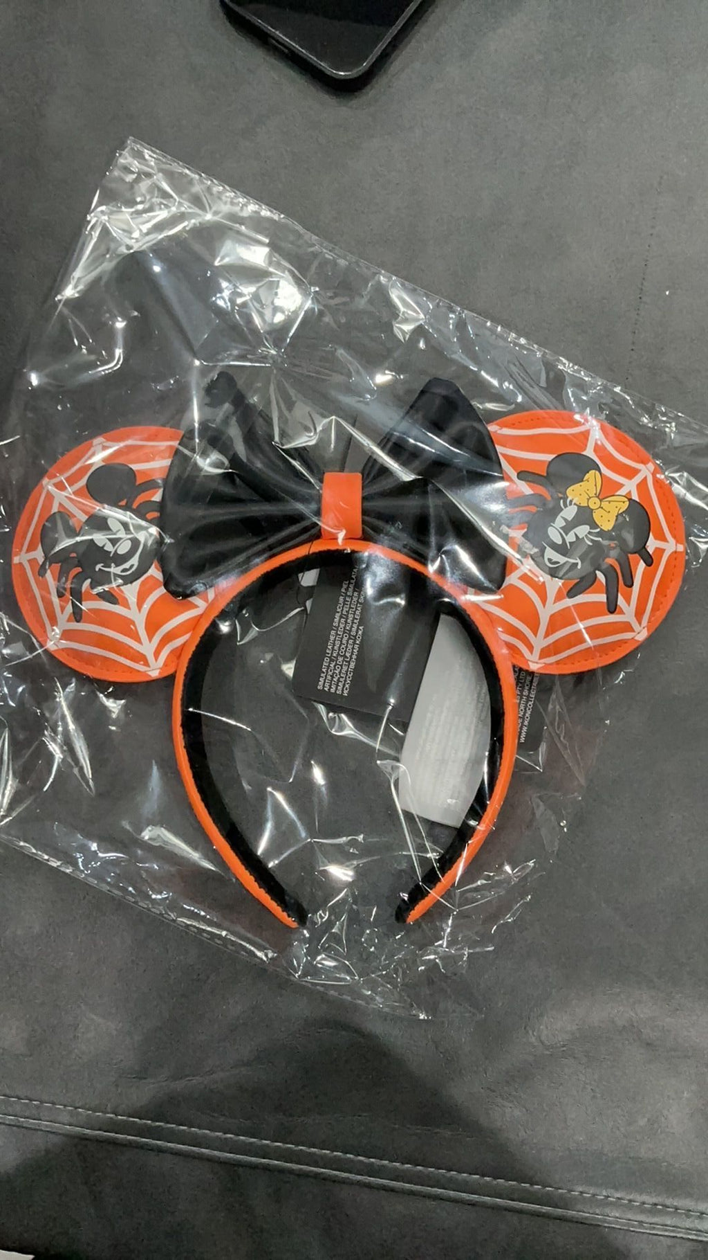 Minnie Mouse spider ears NWT