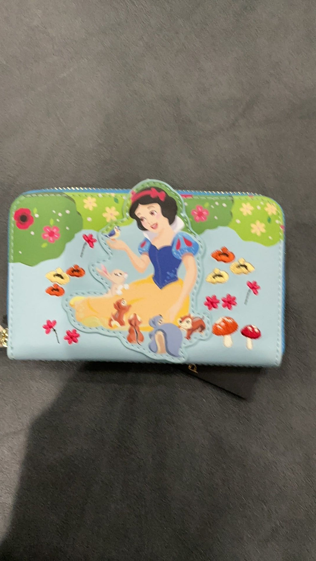 Snow White wallet NWT