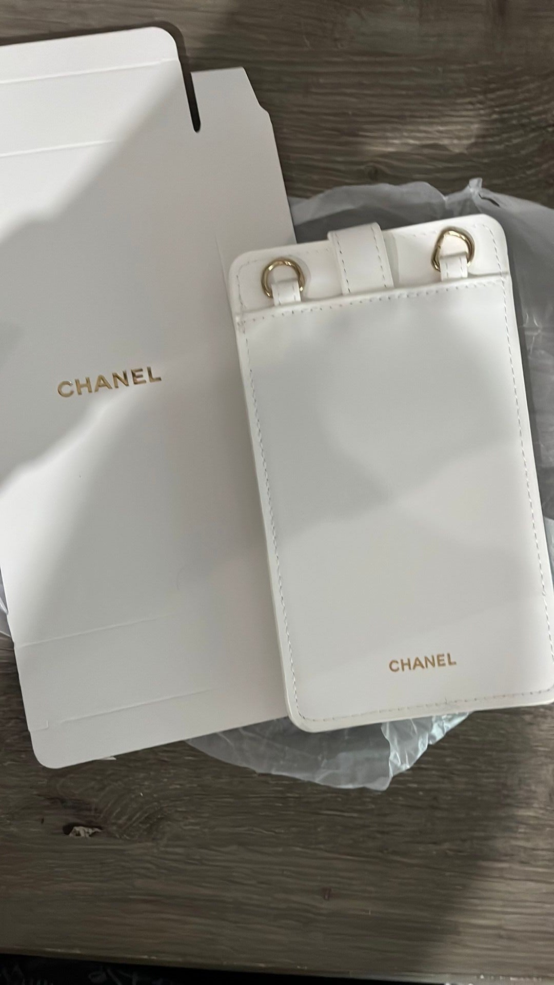 Chanel phone bag New with box
