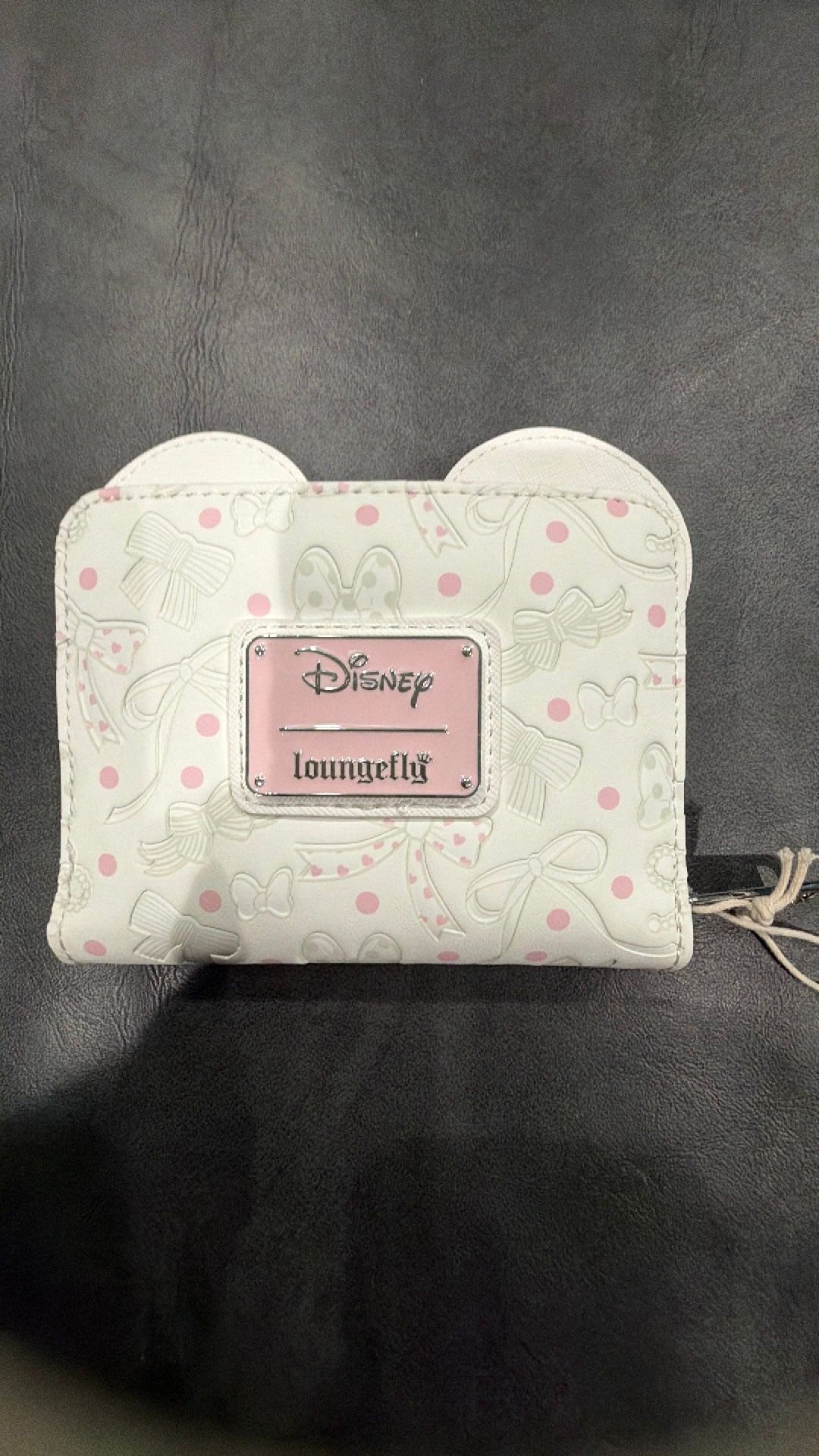 Minnie Mouse wallet NWT