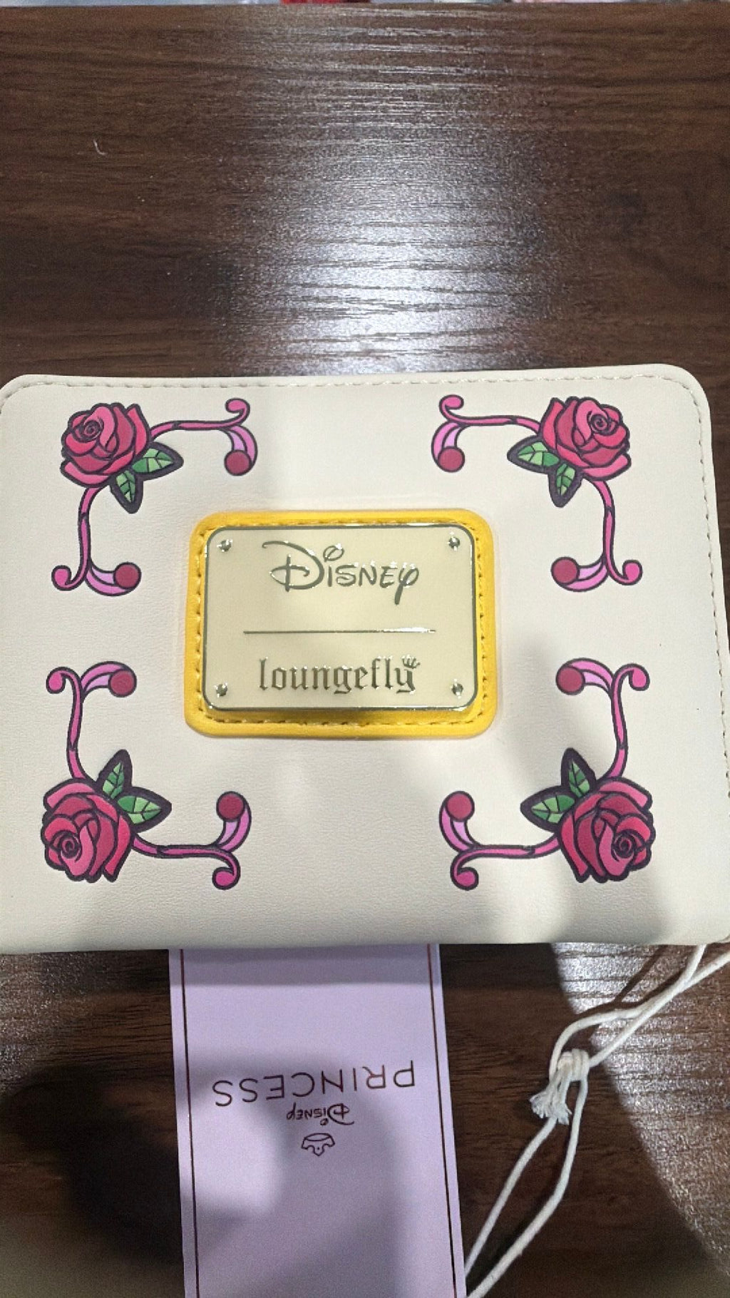 Belle wallet NWT