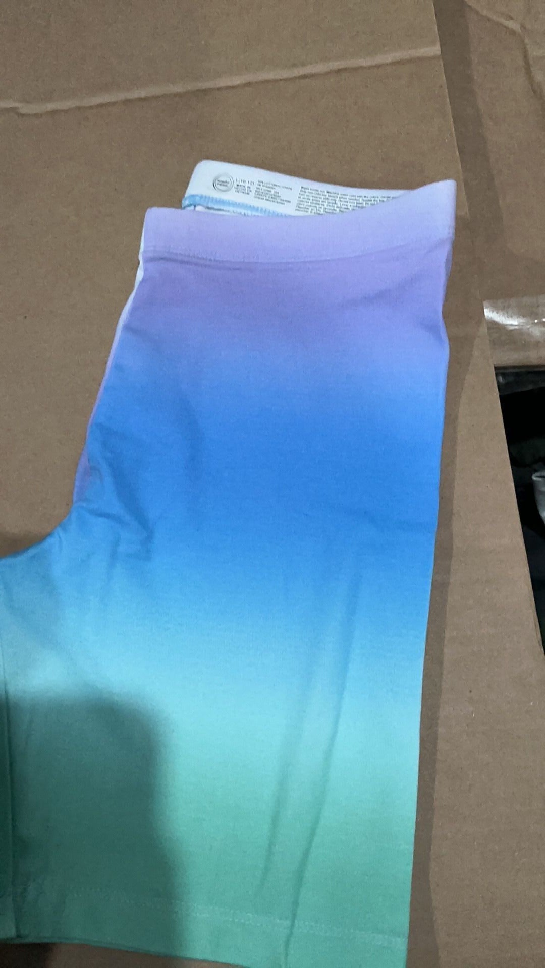 Girls ombré spandex shorts NWOT size 10/12
