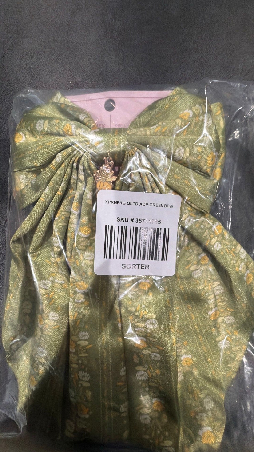 Tiana bow NWT