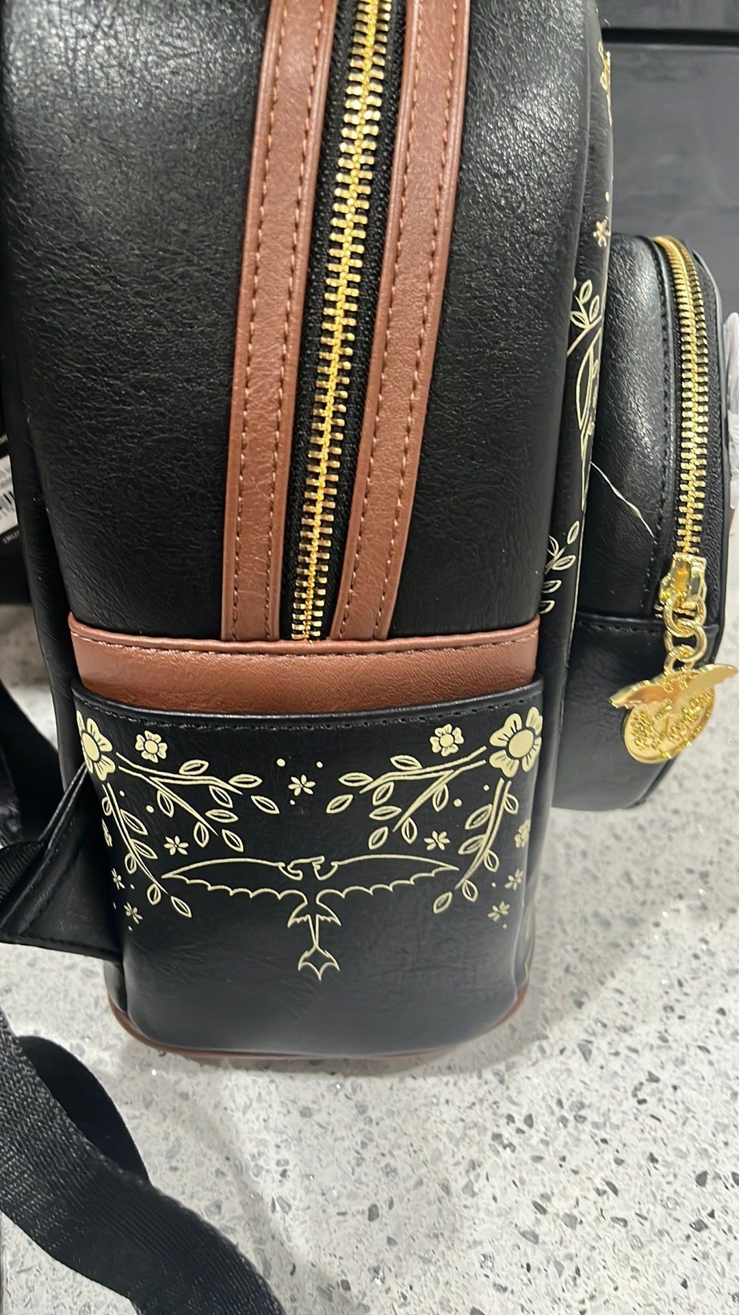 Toothless backpack NWT