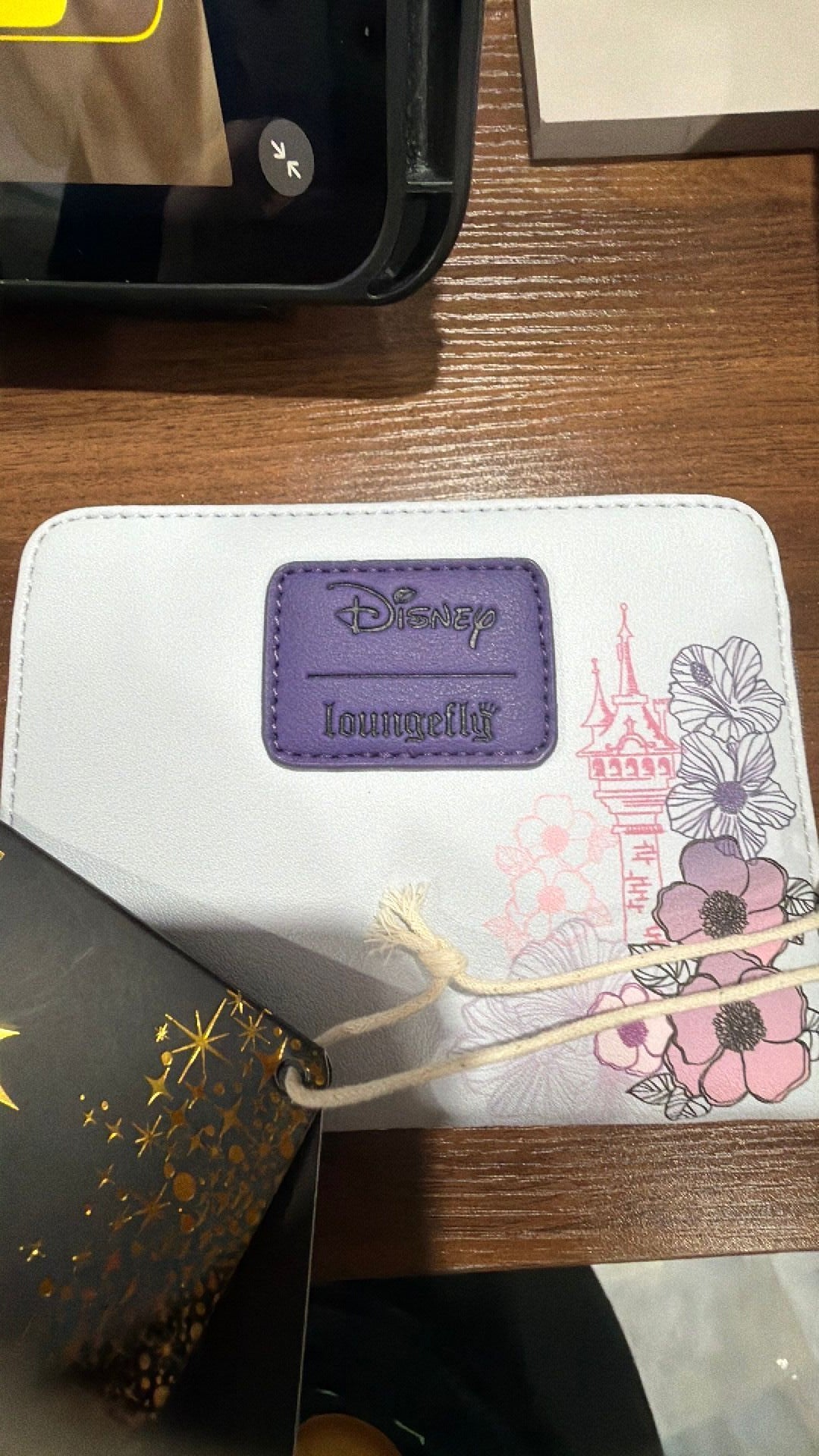 Tangled wallet NWT