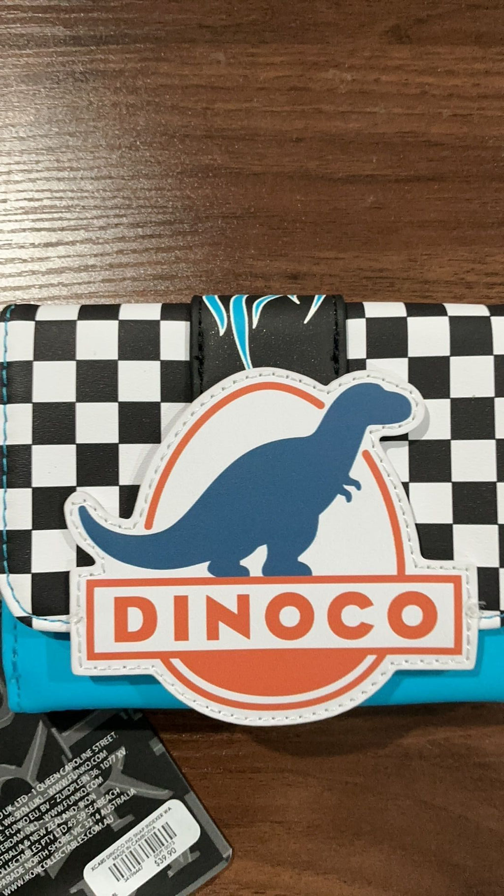 Dinoco wallet NWT