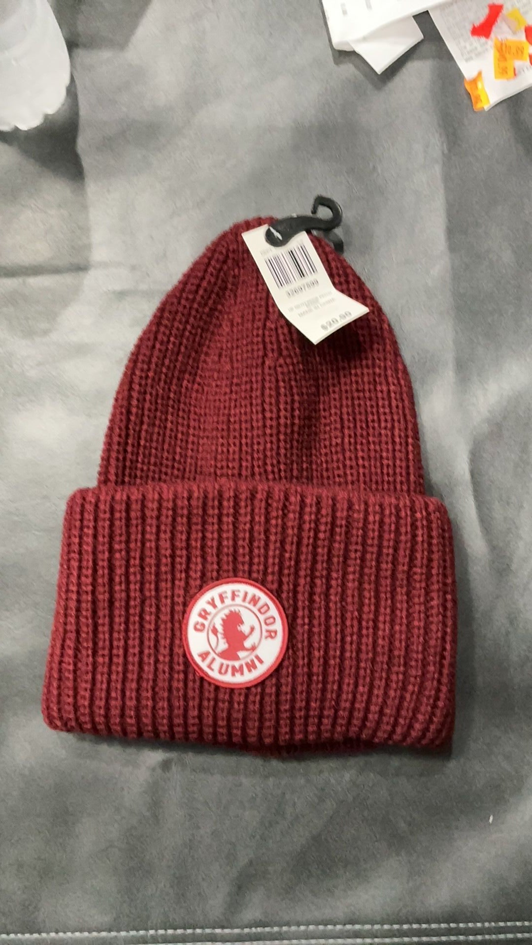 Gryffindor adult  beanie NWT