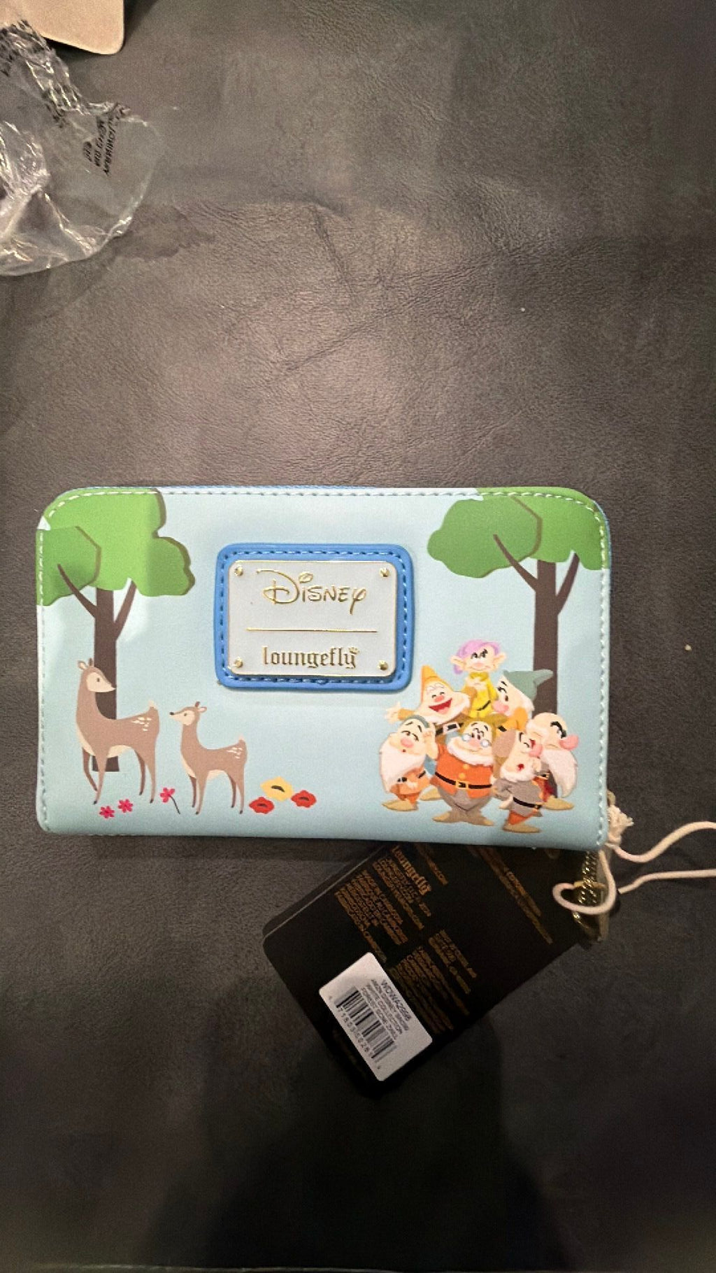 Snow White wallet NWT