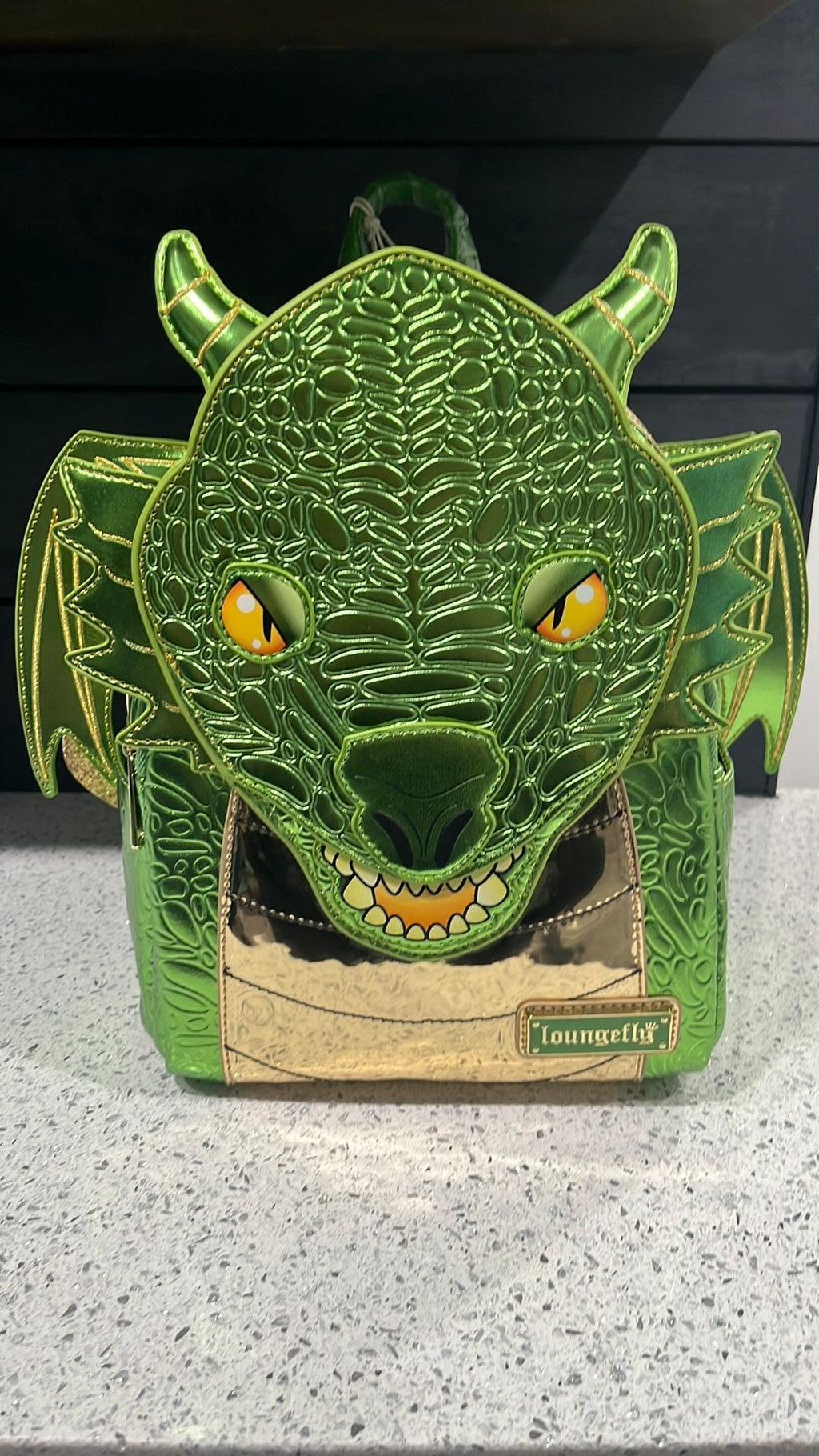 Green Dragon NWT