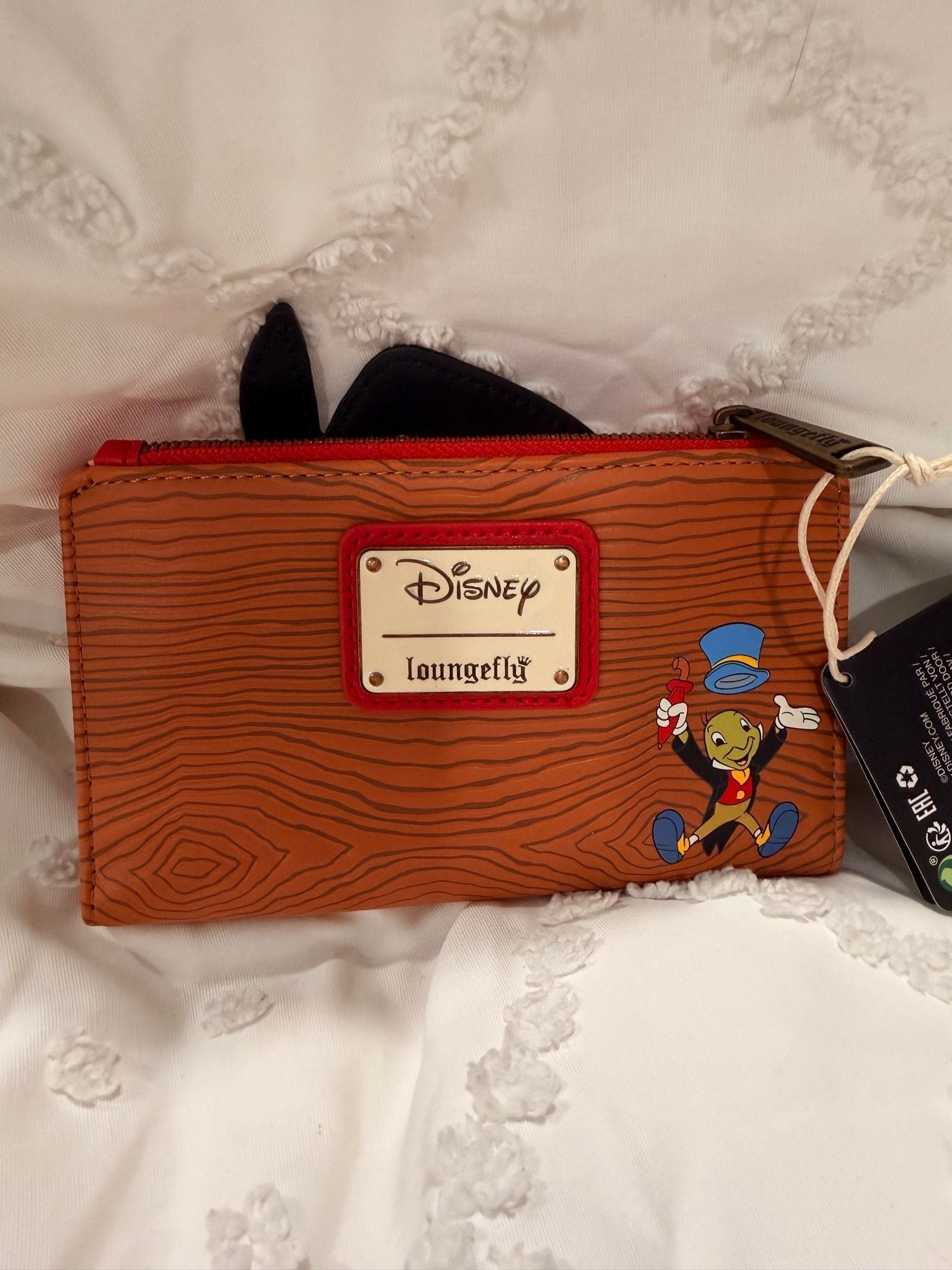 Pinocchio Jiminy Cricket Woodgrain Loungefly Wallet NWT