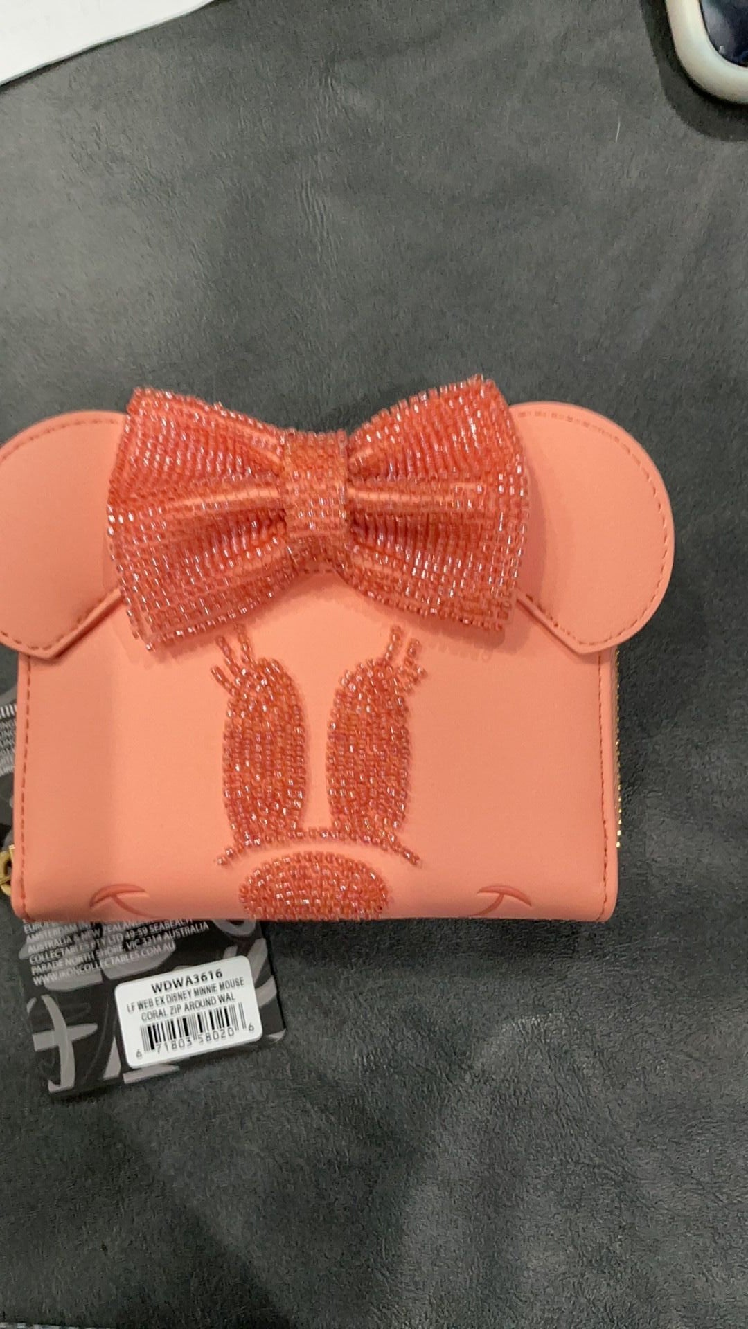 Minnie Mouse wallet NWT