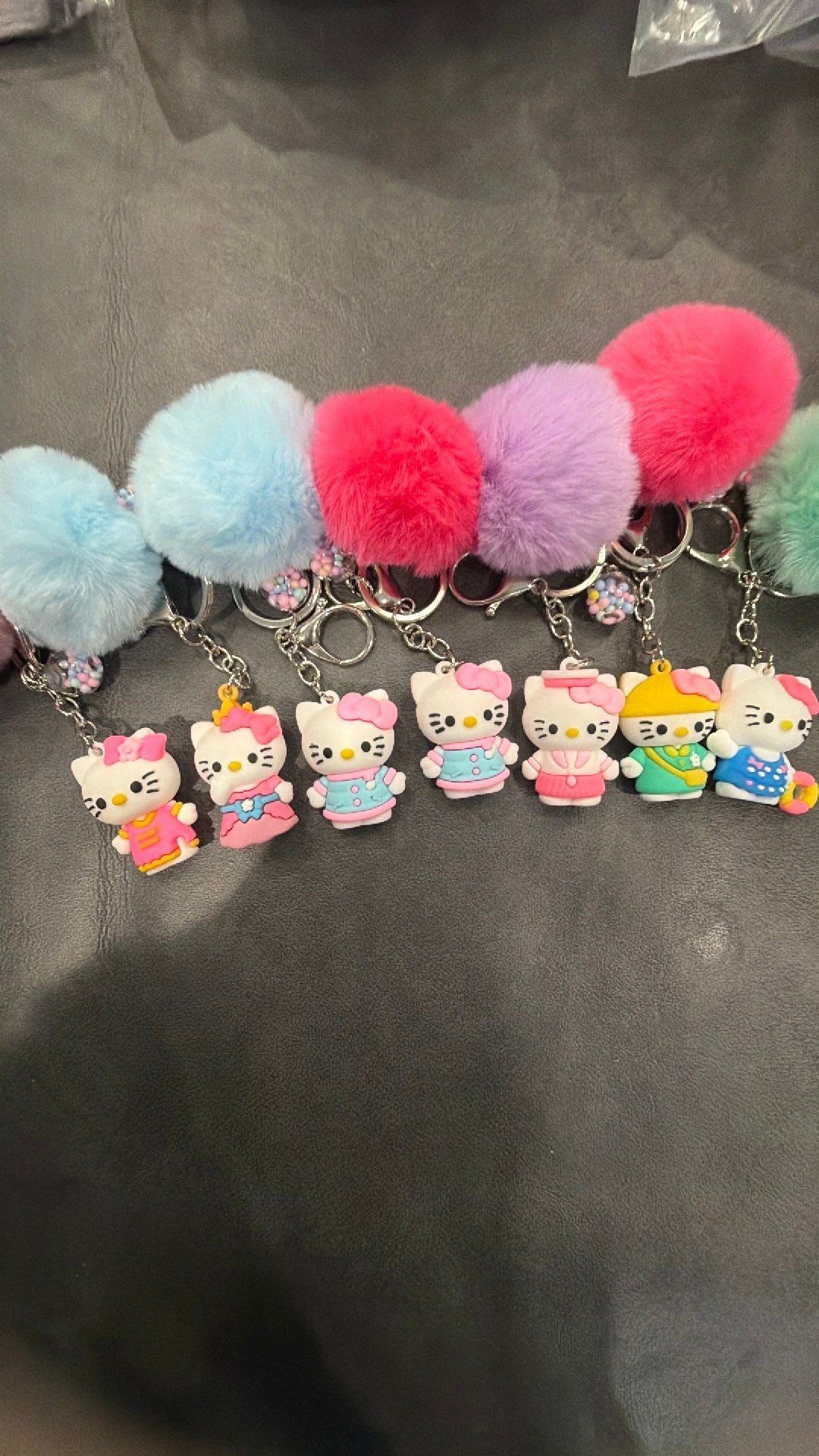 Hello kitty keychain NWOT