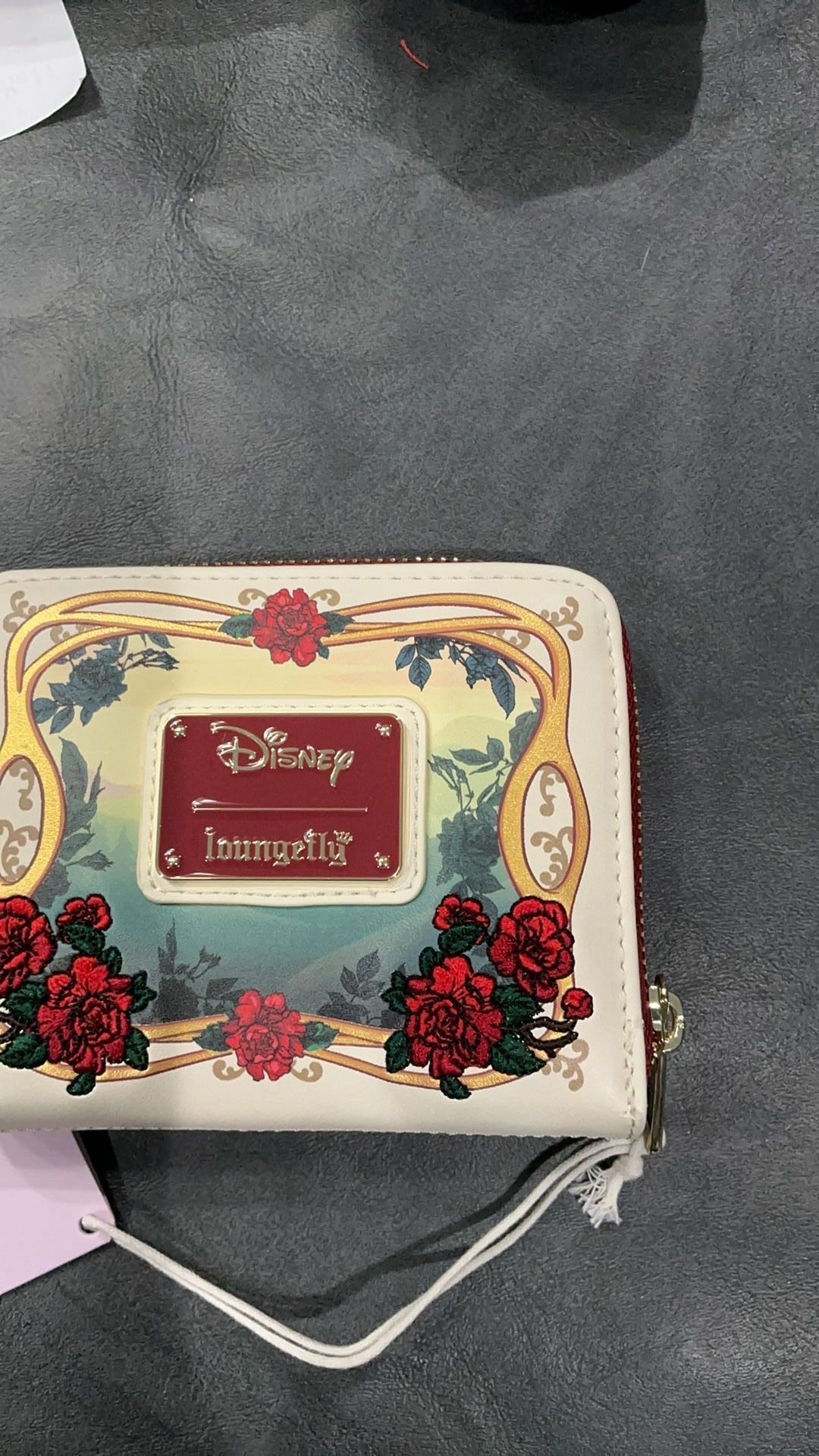 Belle wallet NWT