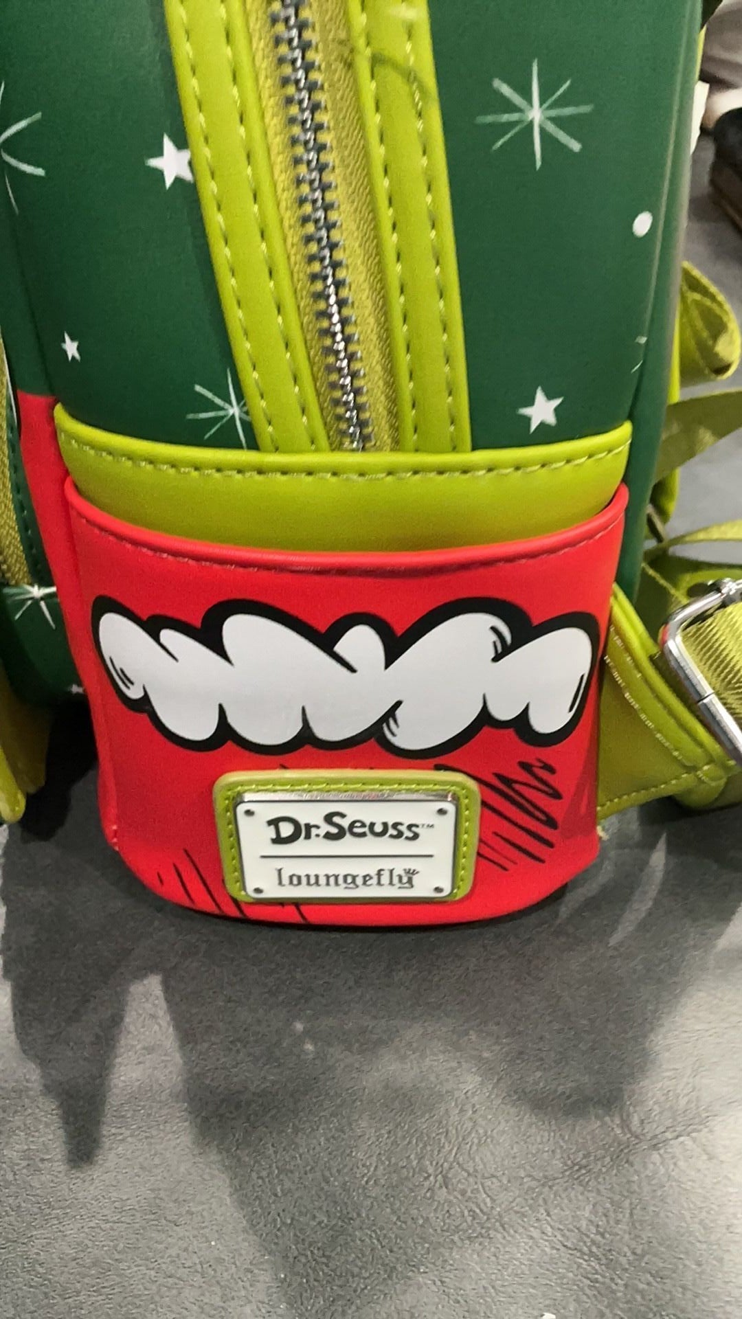 Grinch backpack NWT