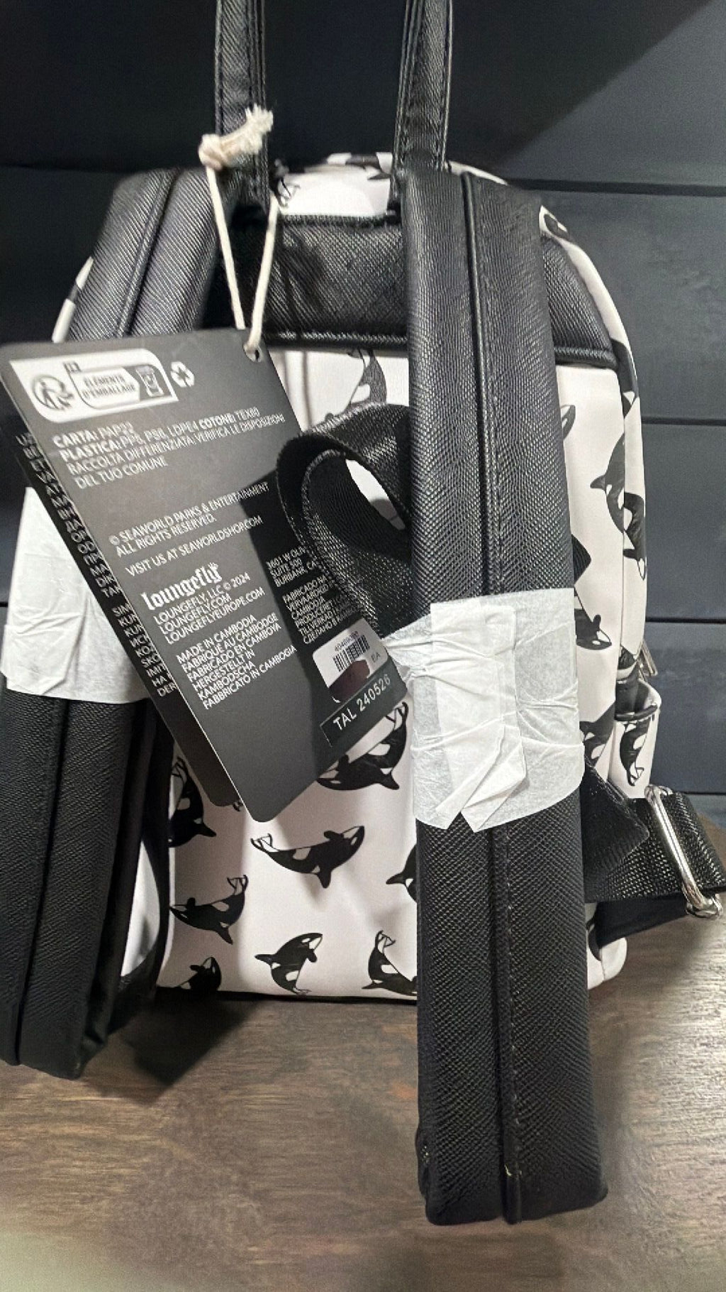 Seaworld orca backpack NWT