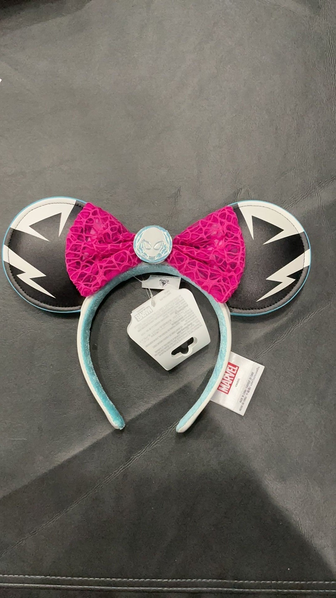 Gwen ears NWT