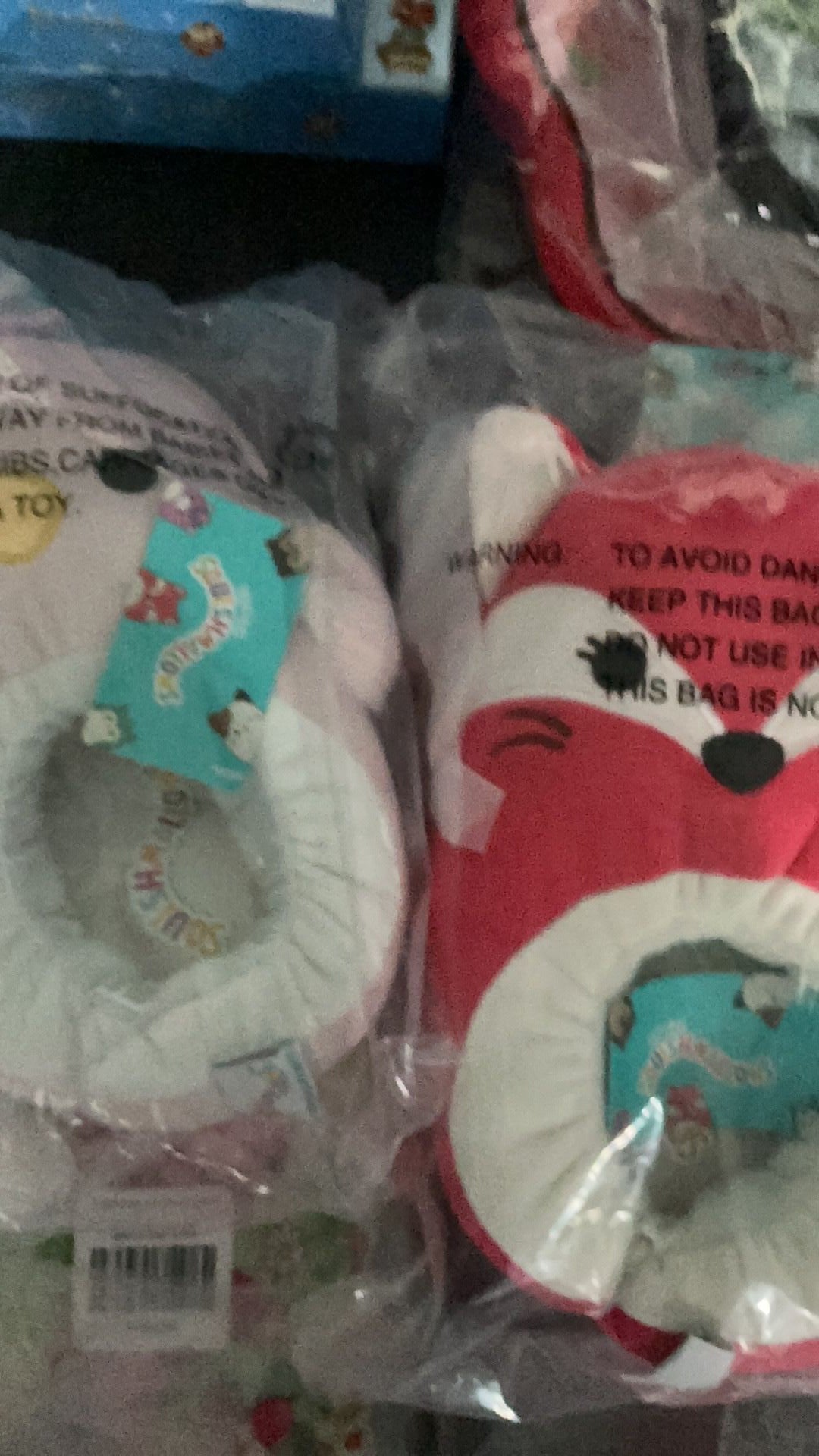 Slippers NWT