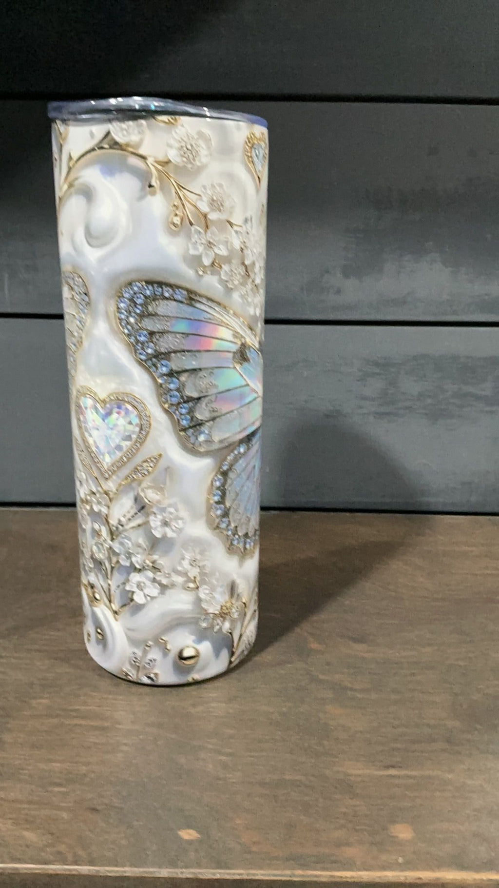 Butterfly tumbler