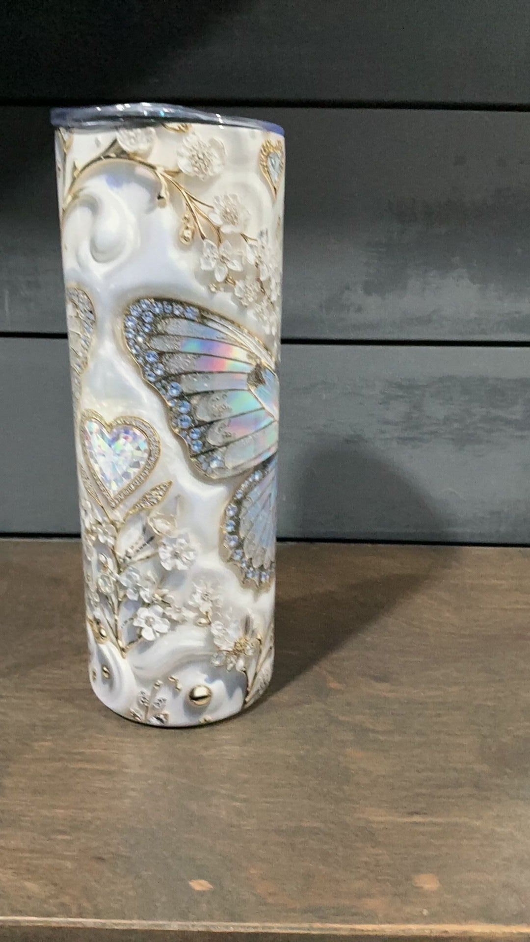 Butterfly tumbler