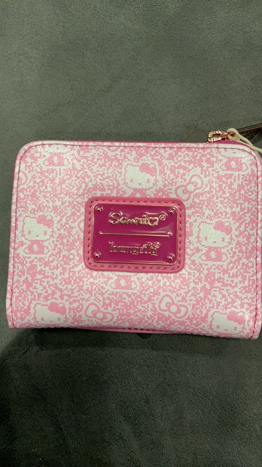 Hello kitty wallet NWT