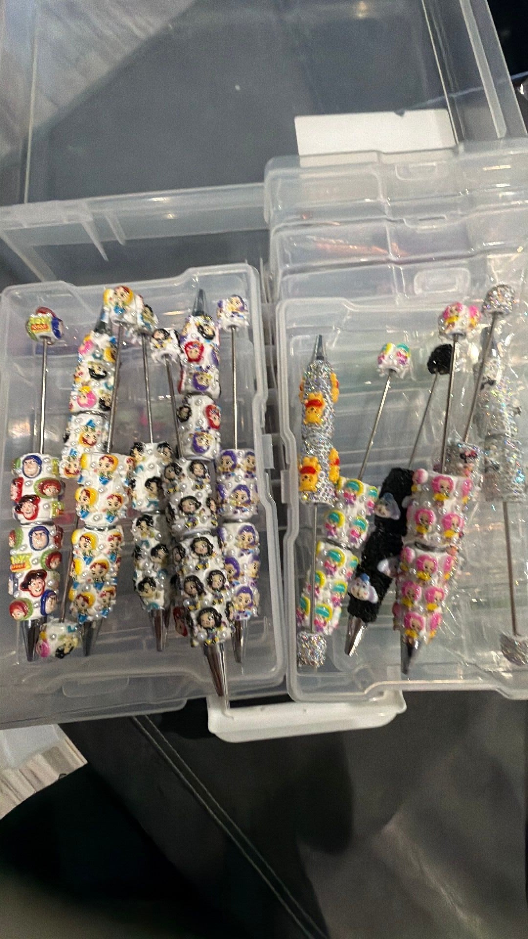 Random character pens