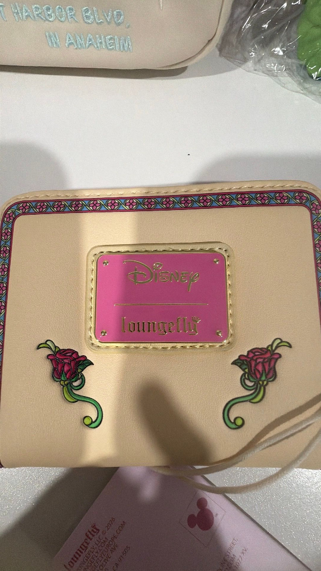 Aurora wallet NWT