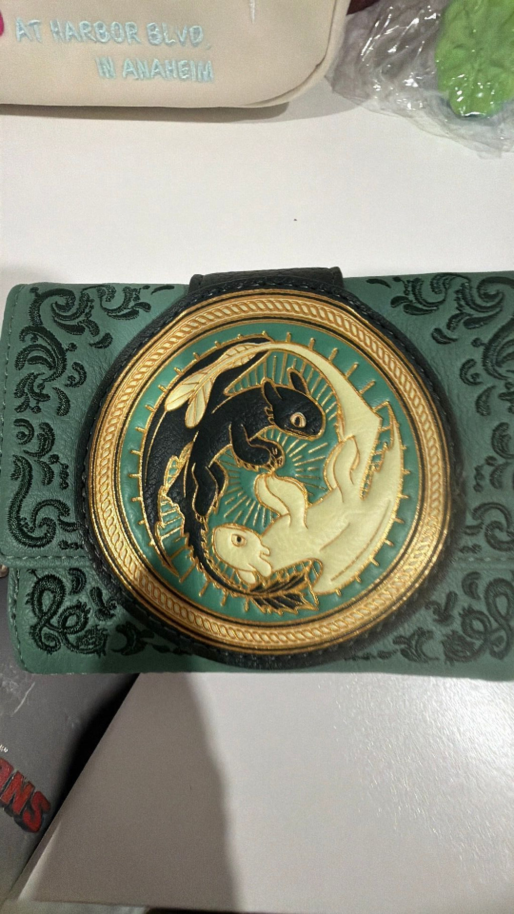 HTTYD folk art toothless Loungefly wallet NWT