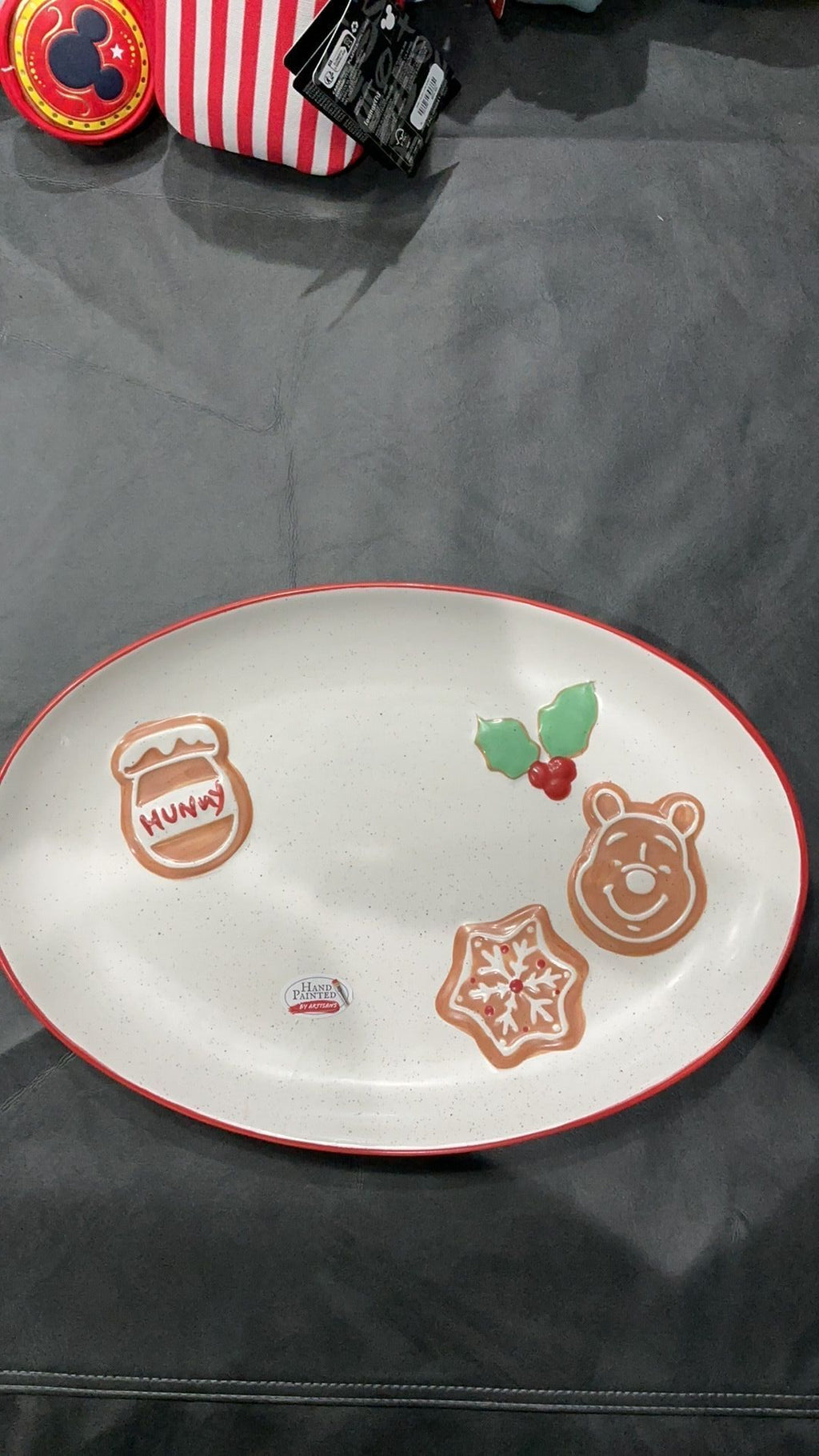 Winnie the Pooh serving plate NWT