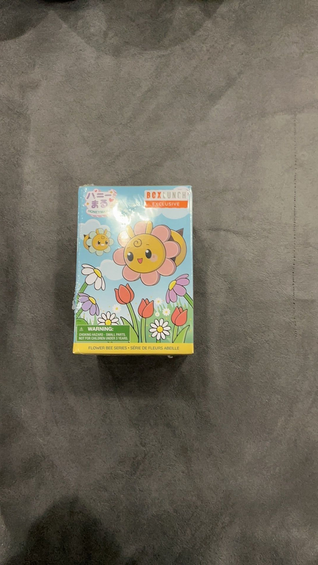 Flower bee blind box NWT