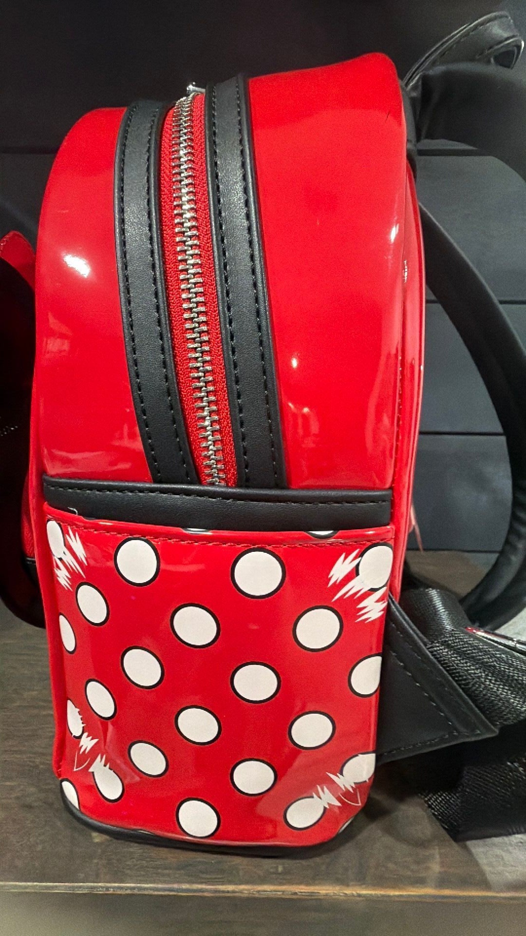 Minnie Mouse backpack NWT