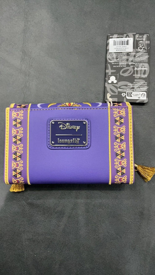 Aladdin wallet NWT