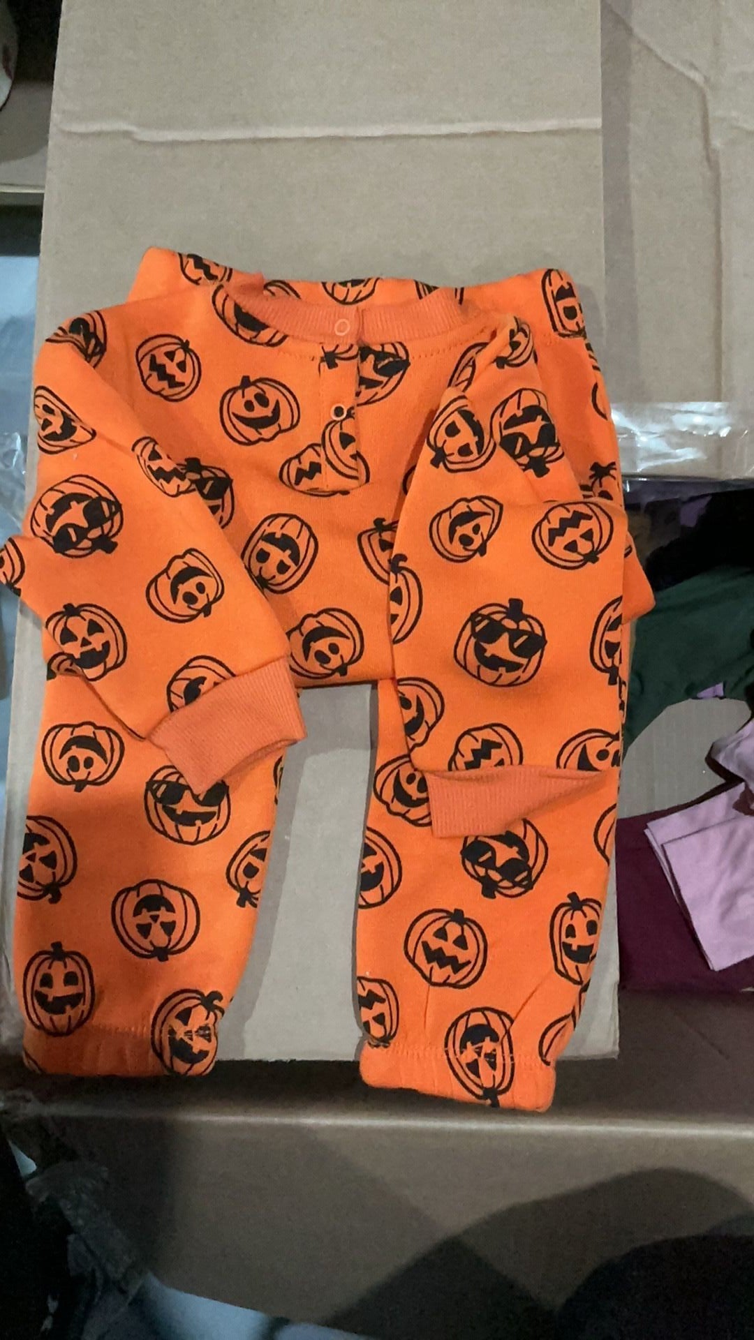 Kids Halloween PJ set NWOT size 6/9 months