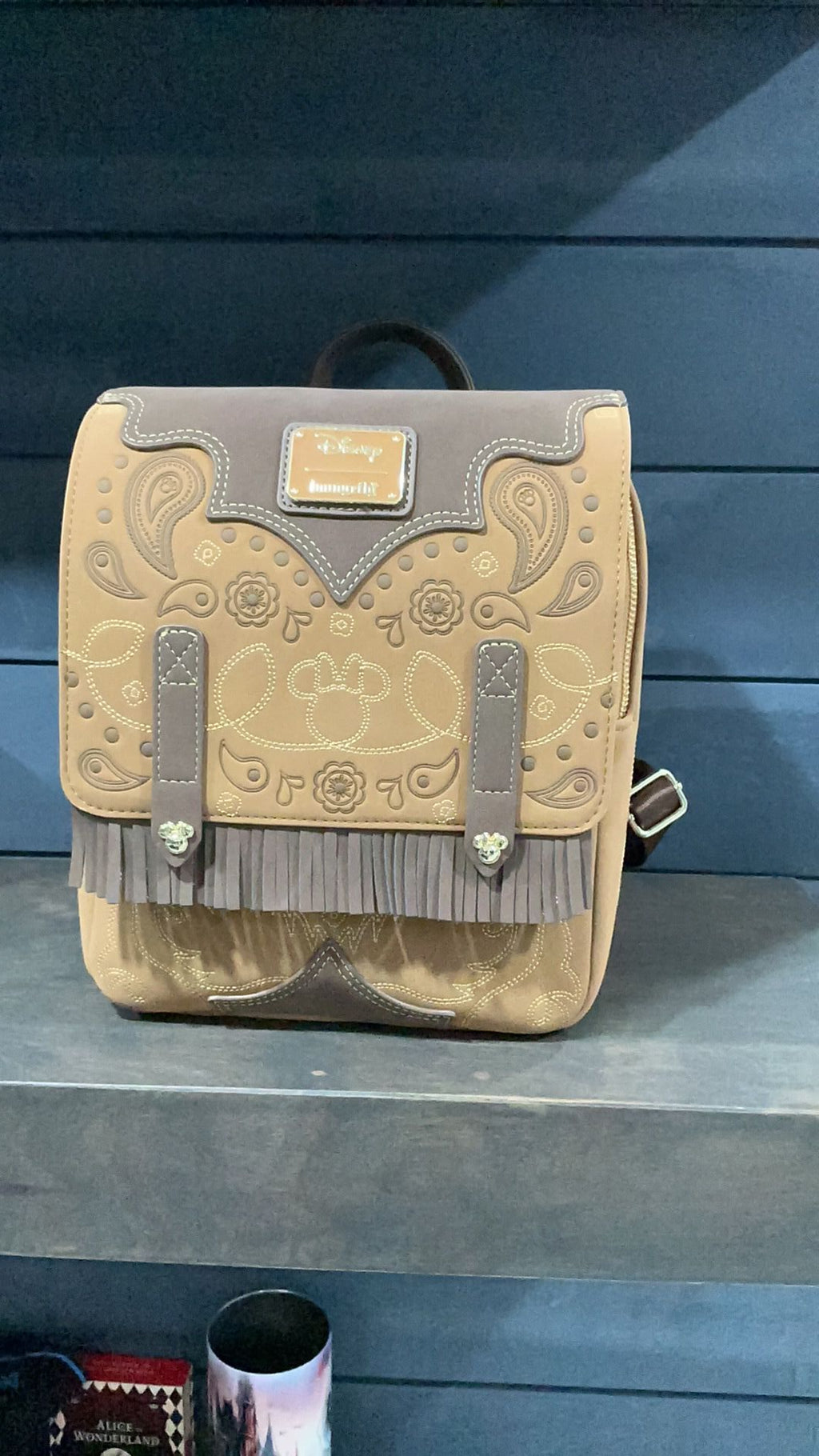 Minnie backpack NWT