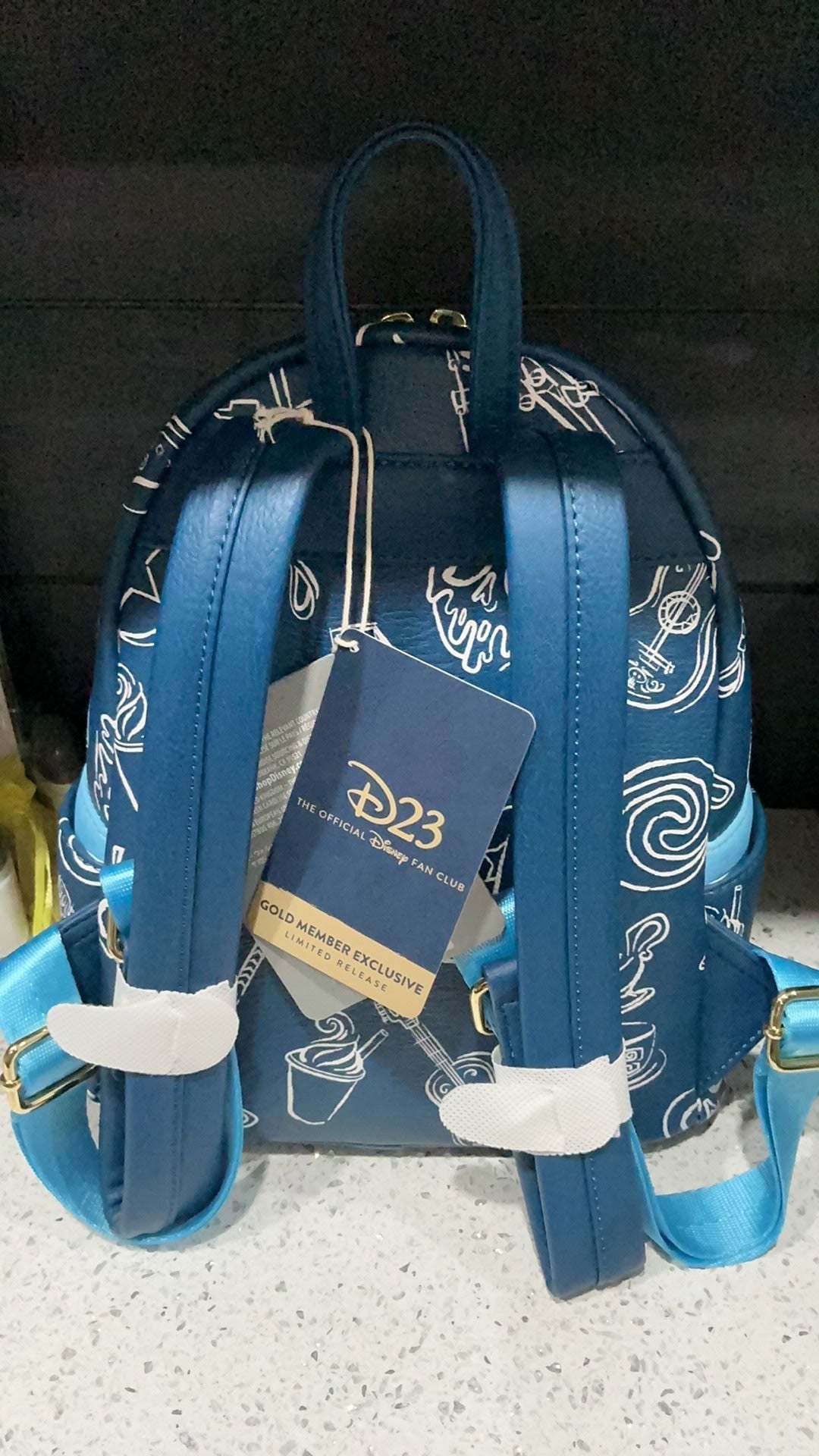 D23 gold member backpack NWT