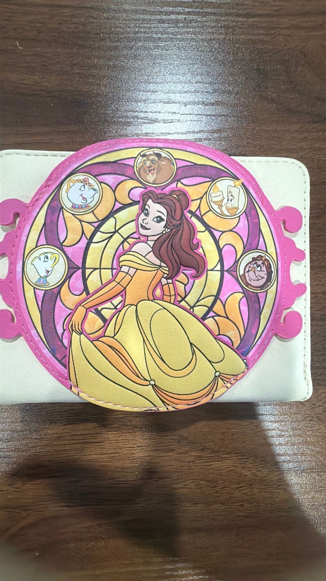 Belle wallet NWT