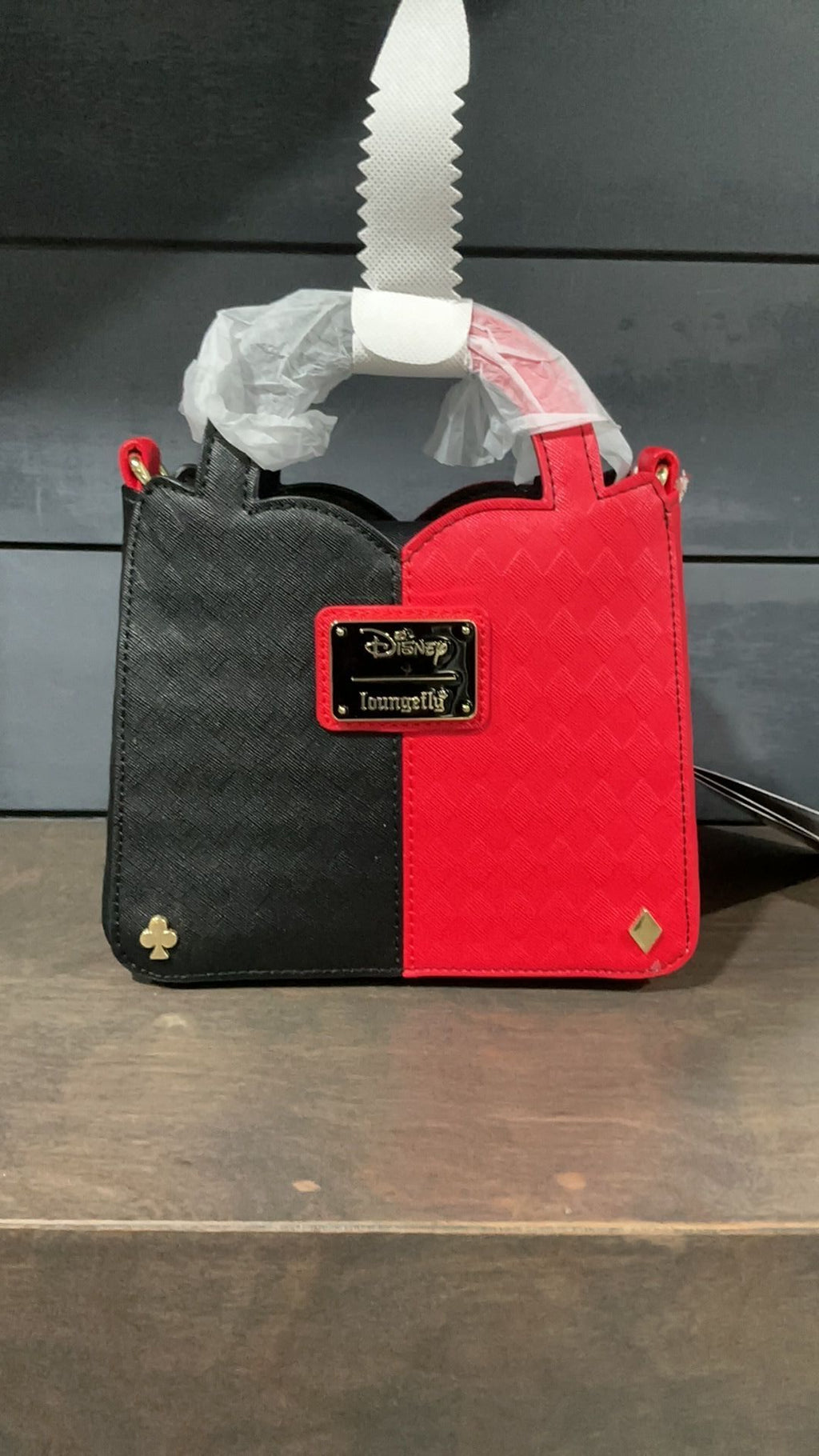 Alice in wonderland queen of hearts crossbody NWT
