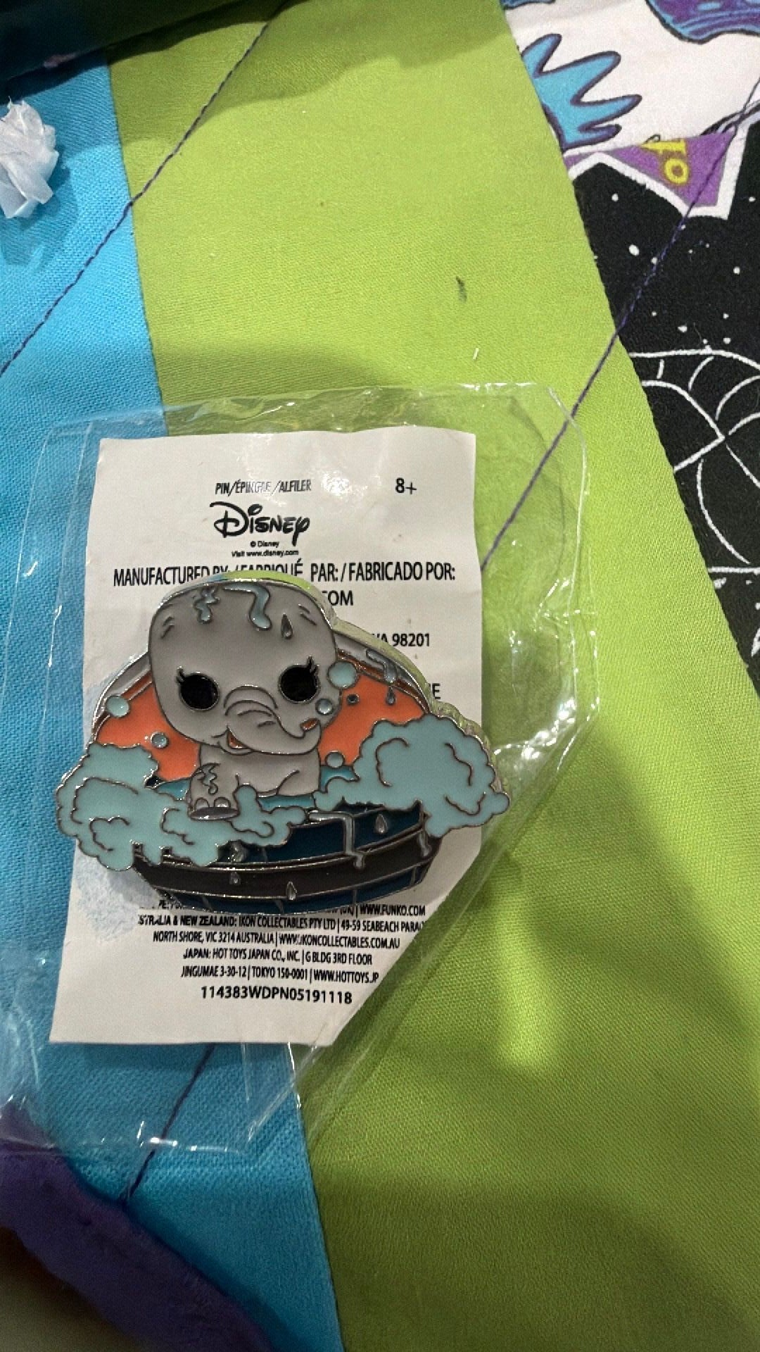 Baby dumbo pin