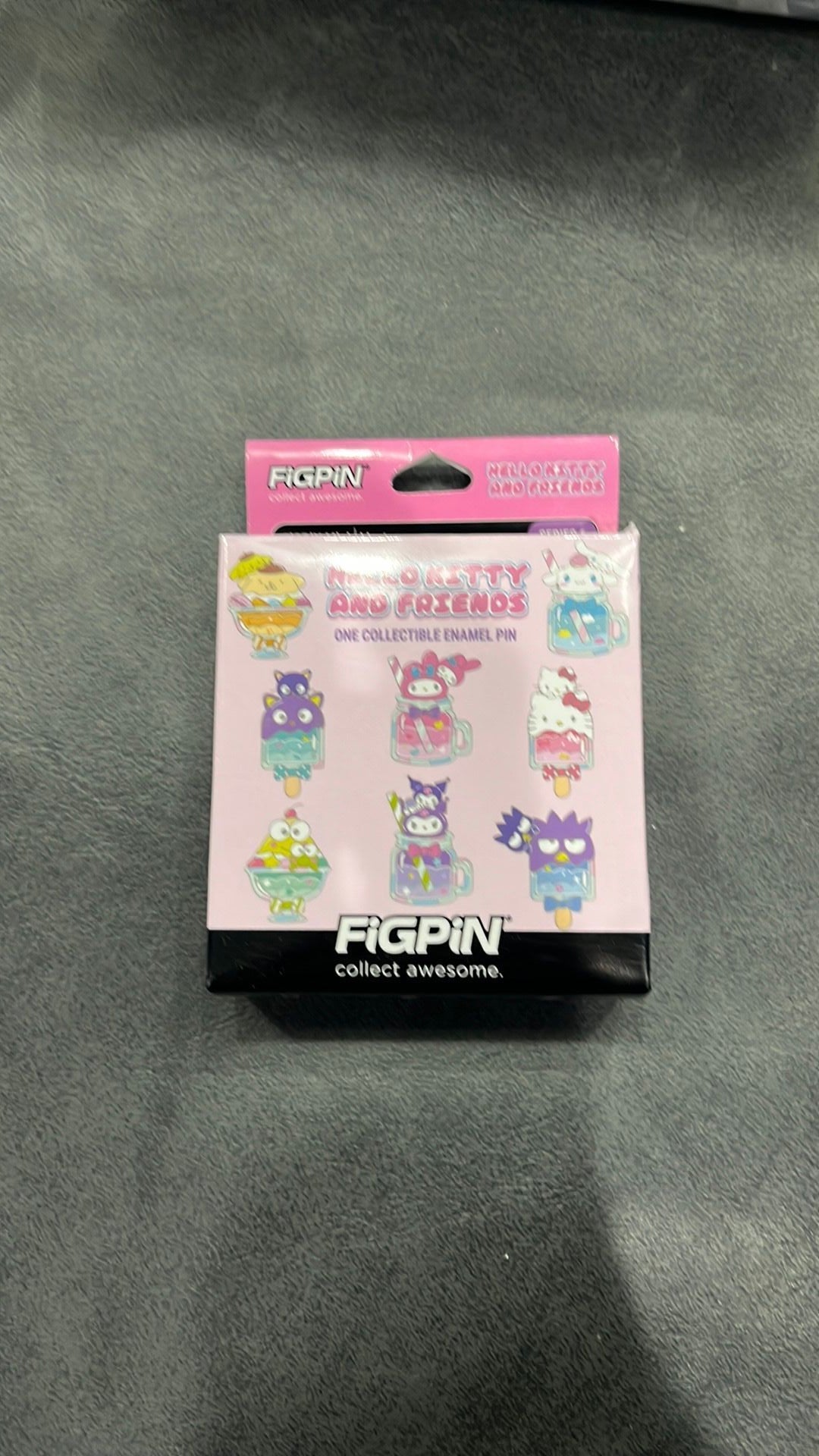 PopMarket - FiGPiN - Mystery Mini Pin - Hello Kitty & Friends - Sereis 6 - 1 Pin - Collectibles - Multicolor