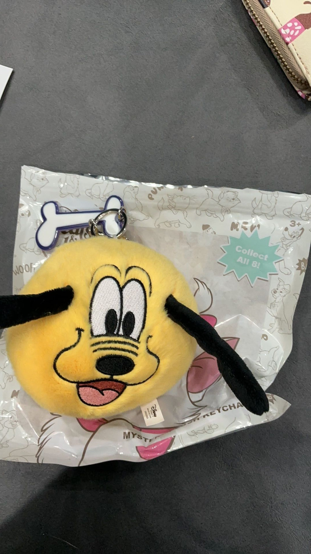 Cats and dogs keychain New
