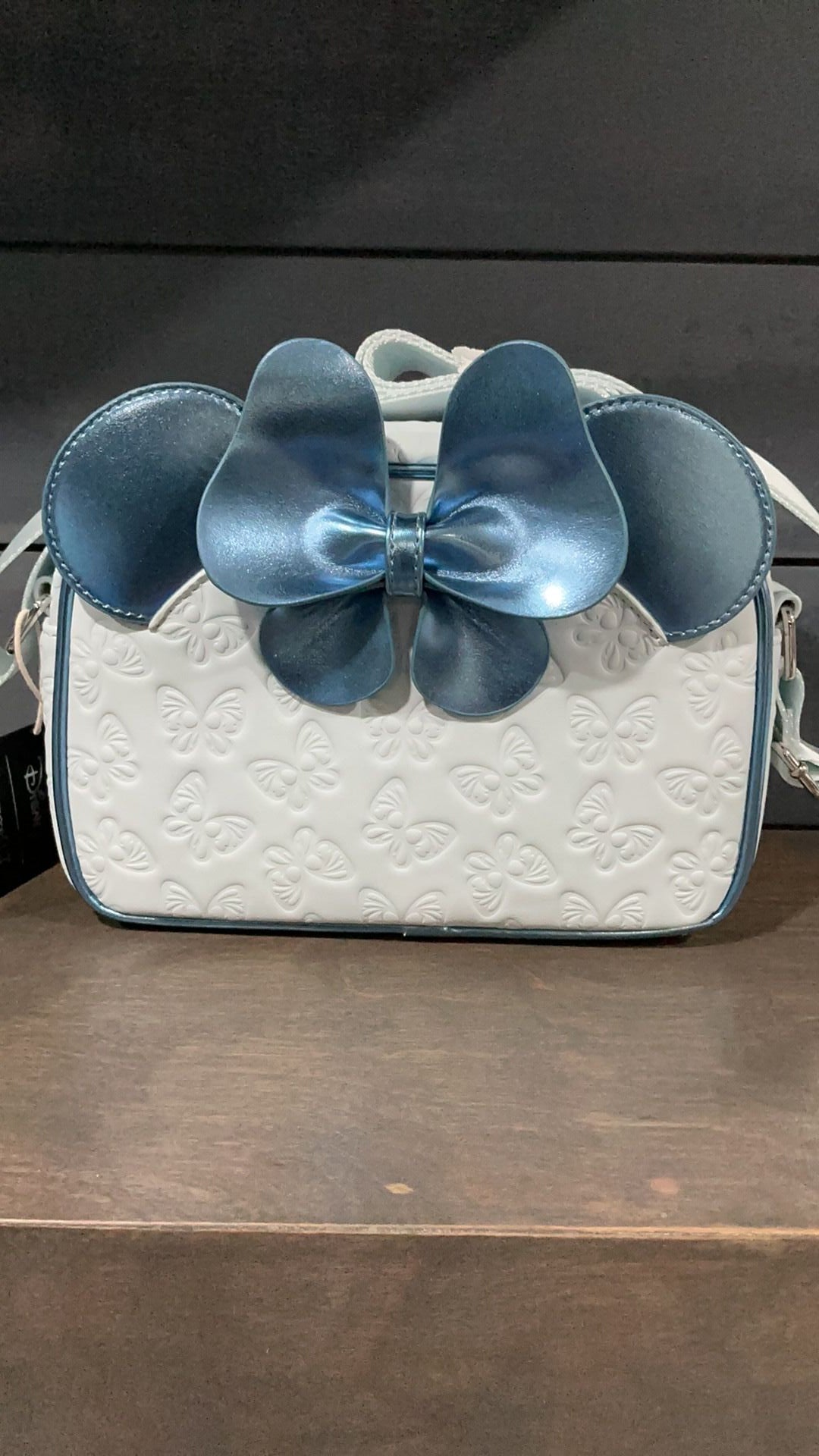 Minnie Mouse Butterfly crossbody NWT