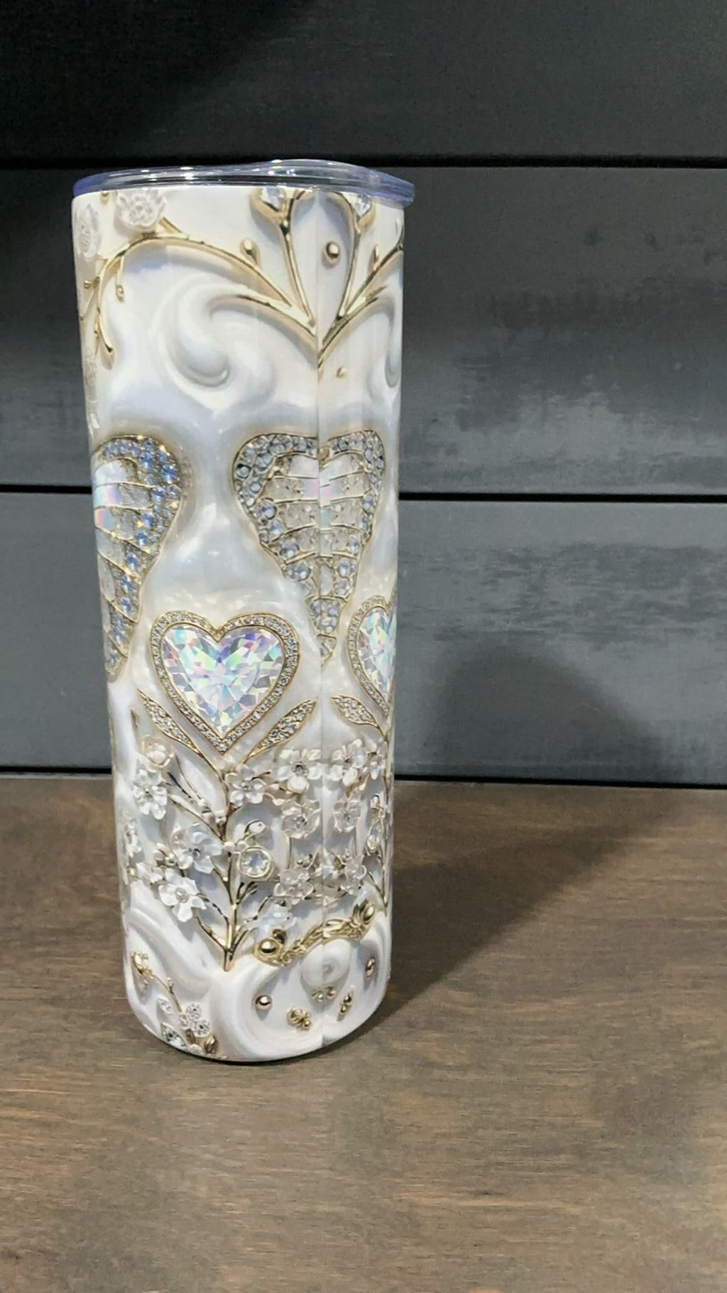 Butterfly tumbler