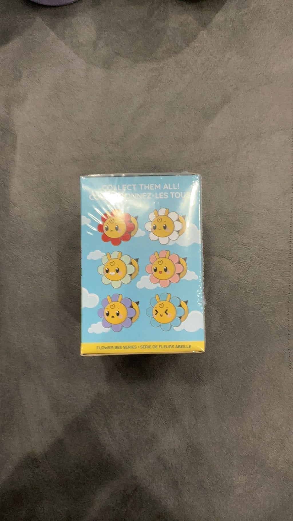 Flower bee blind box NWT