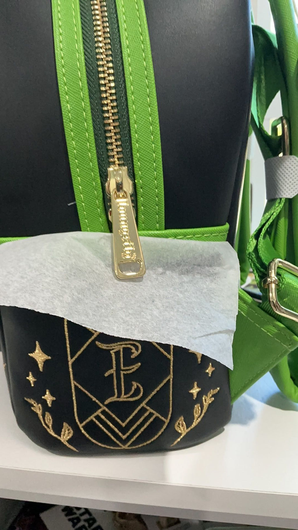Loungefly NWT Wicked Elphaba Mini-Backpack - Entertainment Earth Exclusive