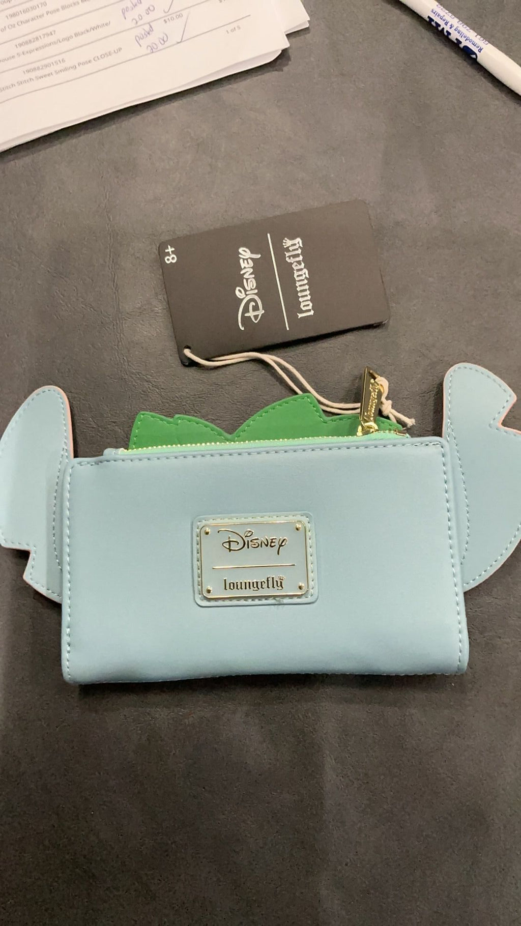 Stitch wallet NWT