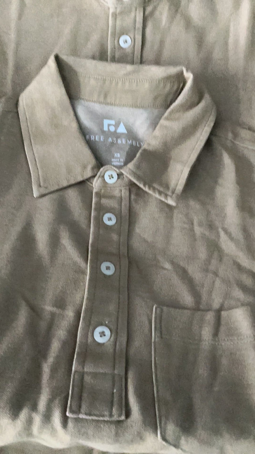 Men’s Xtra small tee NWOT
