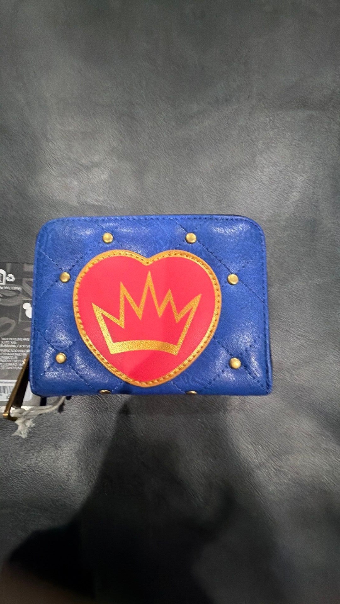 Decedents wallet NWT