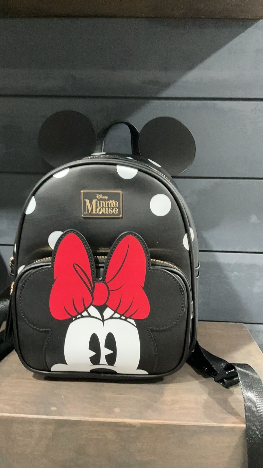 Minnie Mouse backpack NWT
